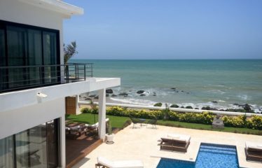 WATERFRONT VILLA FOR RENT IN NGAPAROU