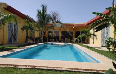 NGAPAROU VILLA À VENDRE SUR 2000 M²