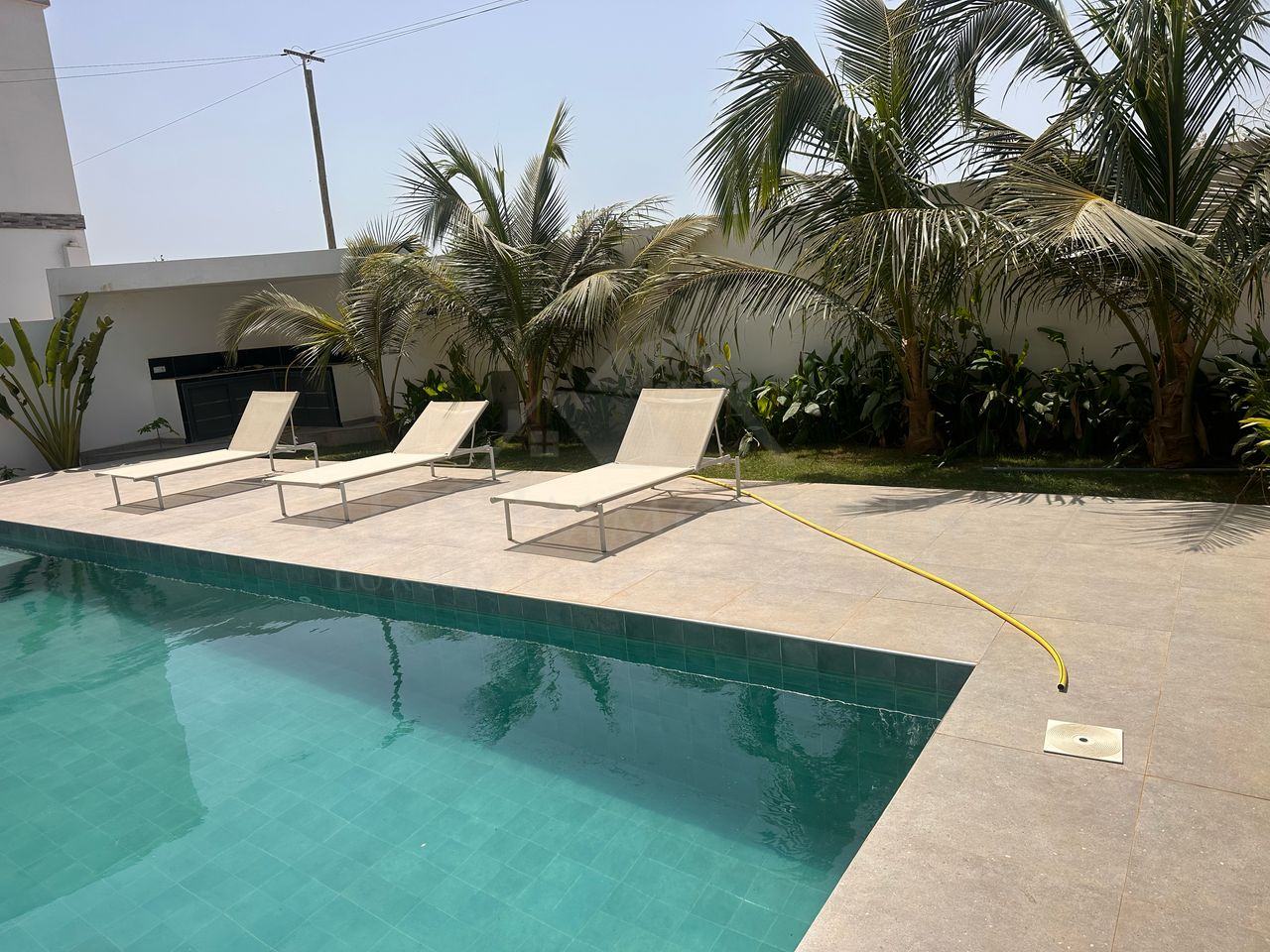 SALY, VILLA À LOUER EN LONGUE - KDS Immobilier